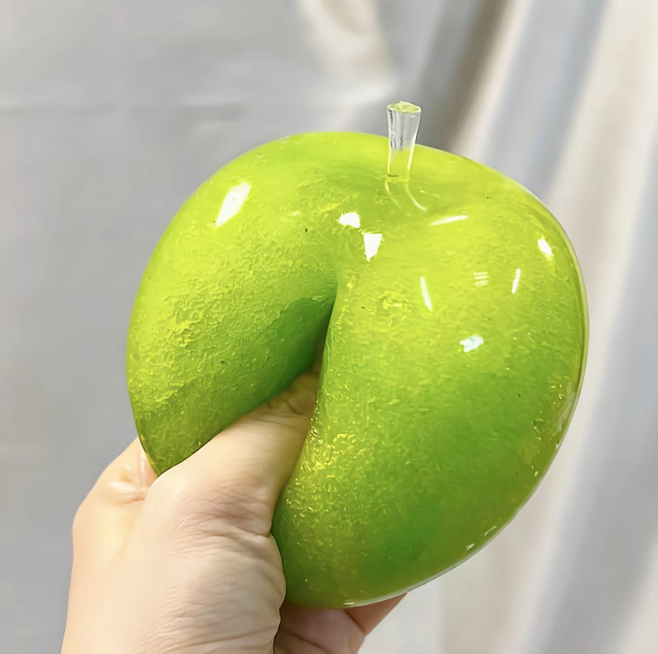 Green Slushy Apple (Zero bounce-back) Squishy Fidget Toy(12-15 Days Wait)