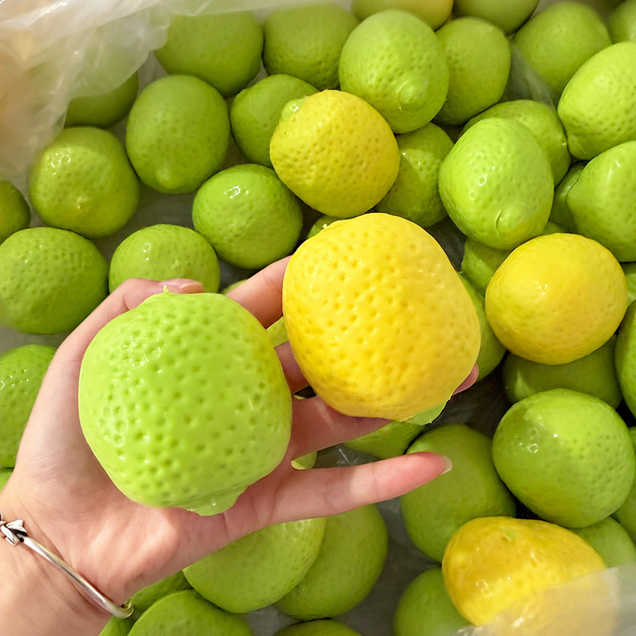 Temperature Color Changing Moldable Fruit Squishy - Soft TPR Stress Relief Fidget Toy, ASMR Satisfying Sque